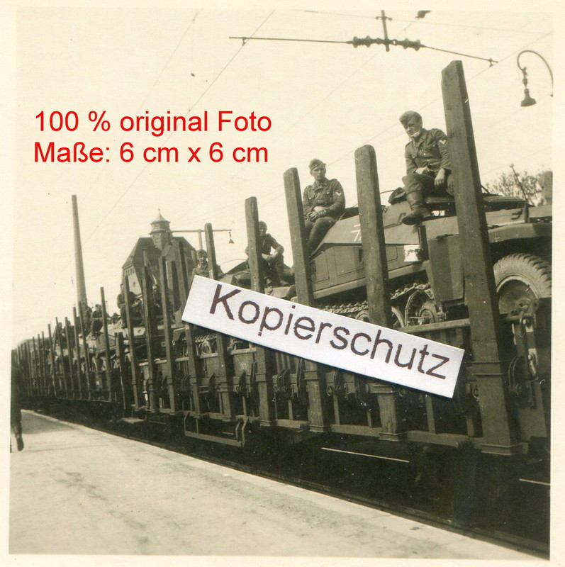 Panzer Spähwagen auf Bahnhof Günzburg