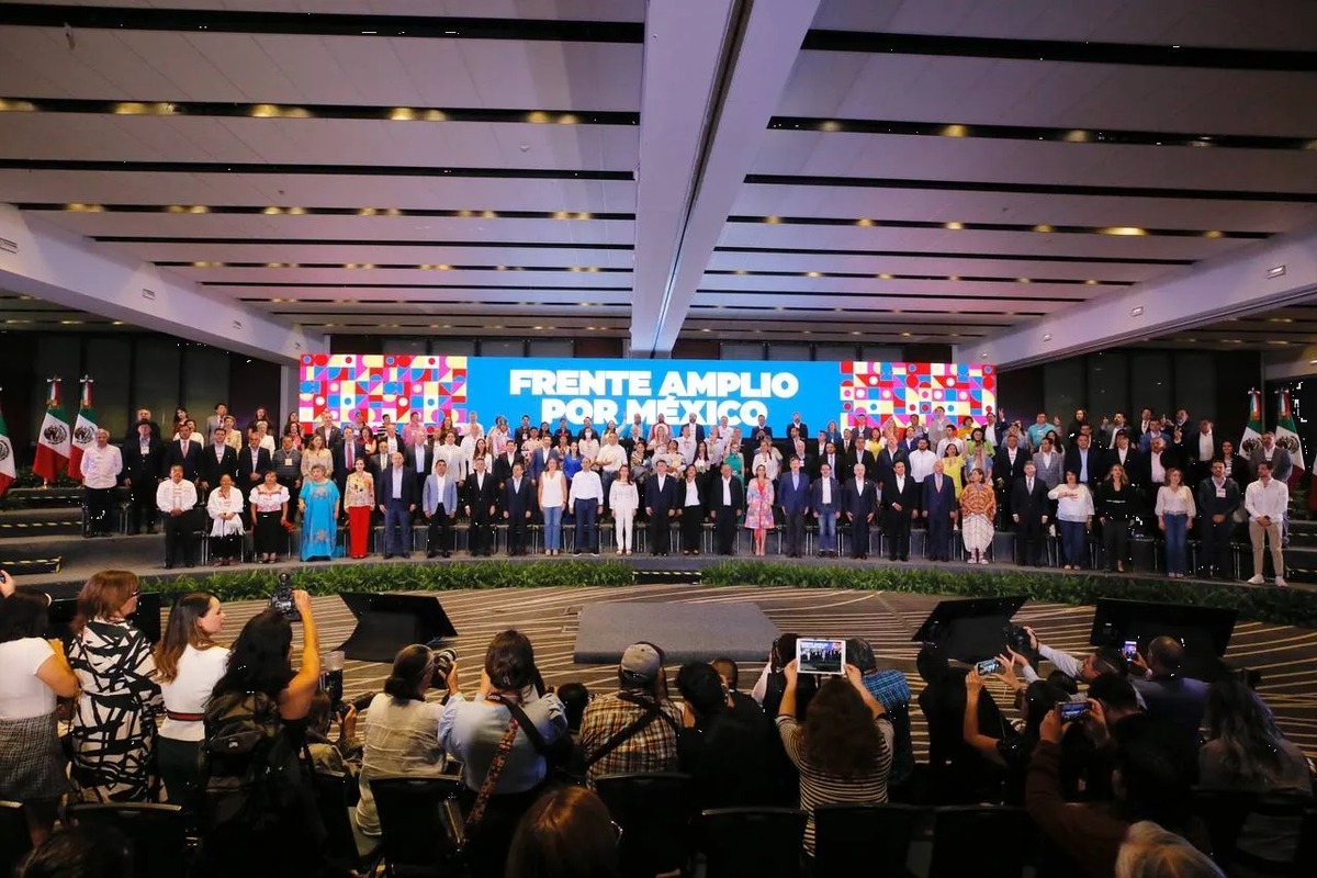 Sin aviso previo, desaparece página del Frente Amplio por México