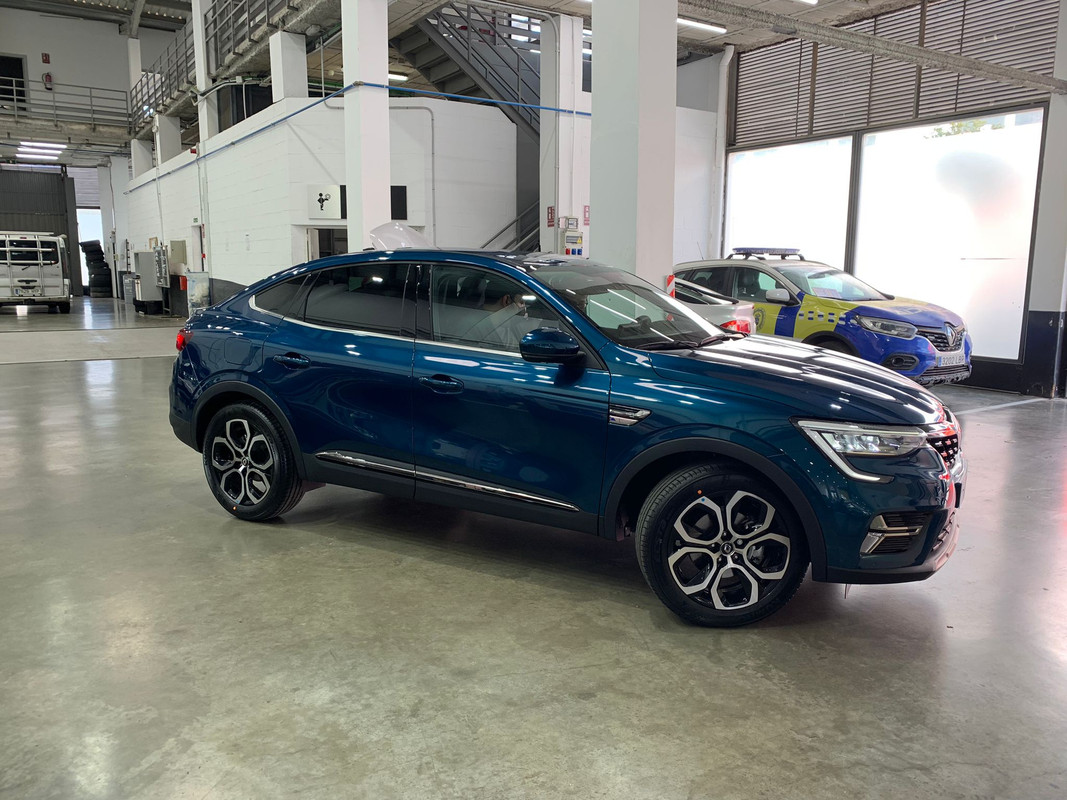 CE2956E0-CCC6-4EB3-810D-29A572F71A3B