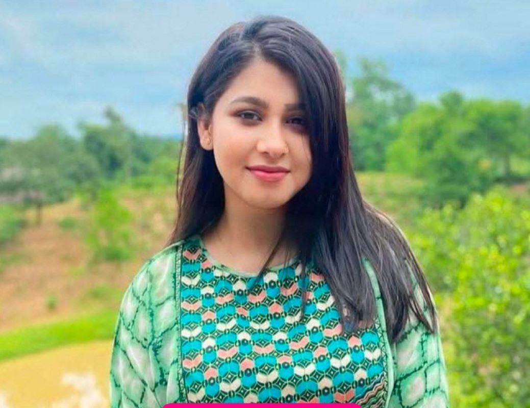 Beautifull desi girl kissing and bj 4 videos collection