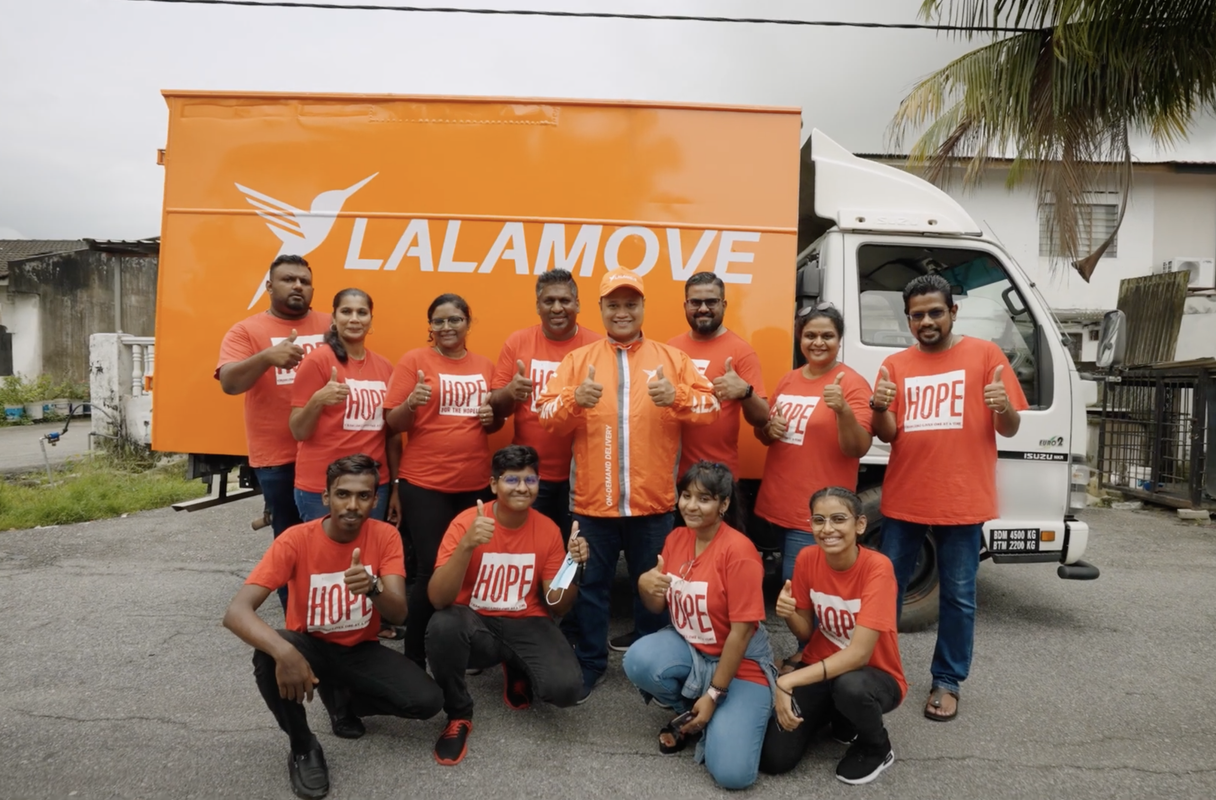 Lalamove, Hope Selangor aid flood victims