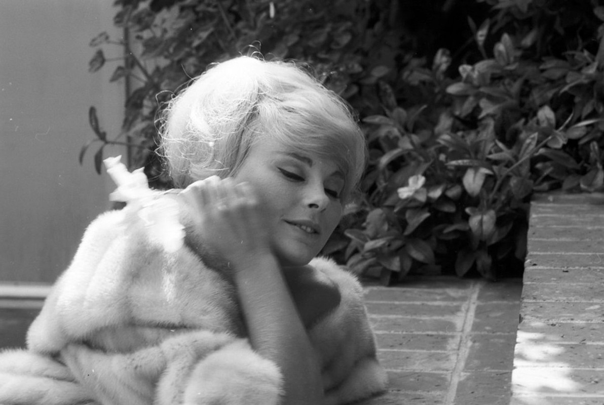 elke_sommer_me97