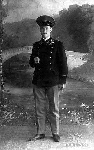 Александр Александрович Шмидт 1895 1937 дед Евгения в Казани где он учился в художественной школе