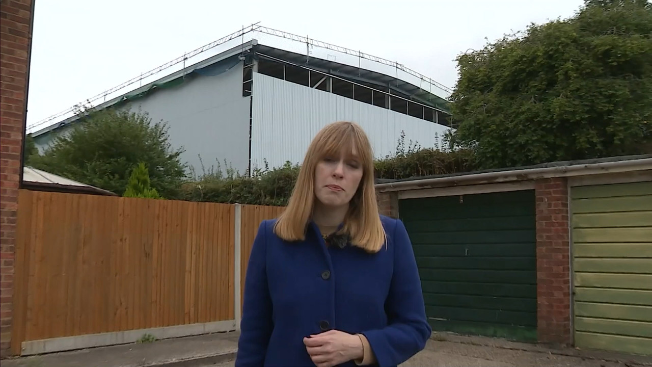 ITV News London_20210901_18001830.ts_snapshot_22.27.577