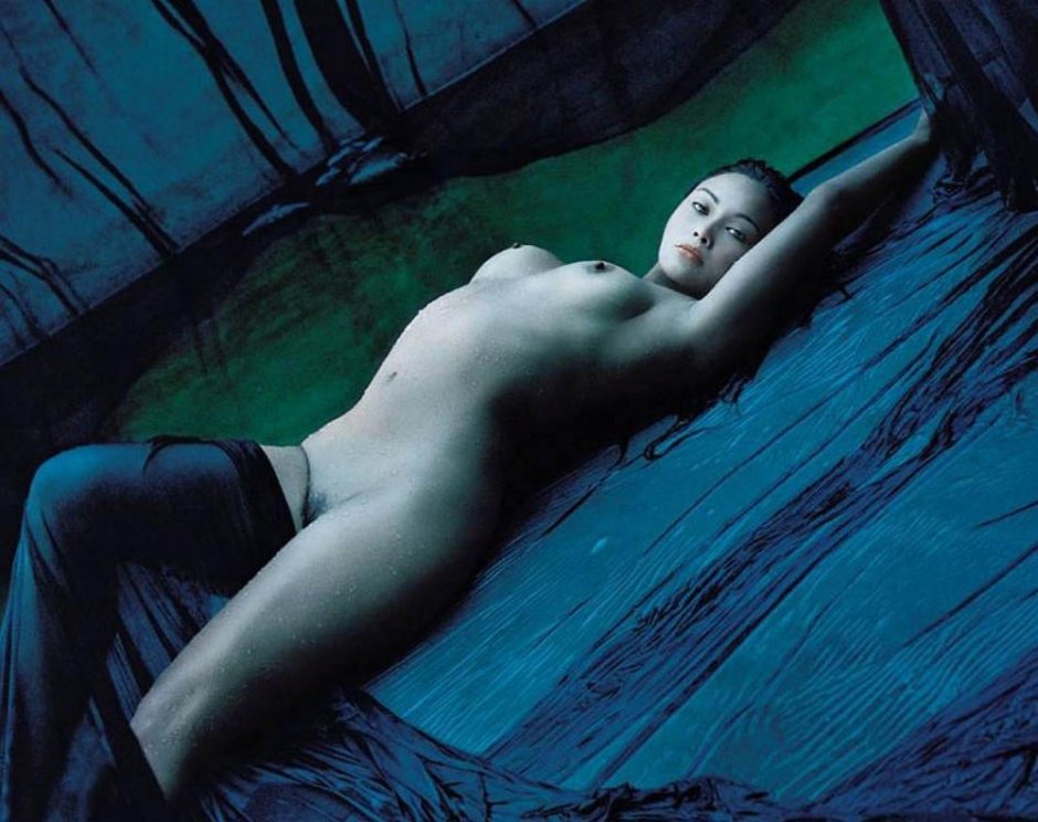 1680087640-hot-boombo-biz-p-tia-carrere-nude-erotika-vkontakte-1