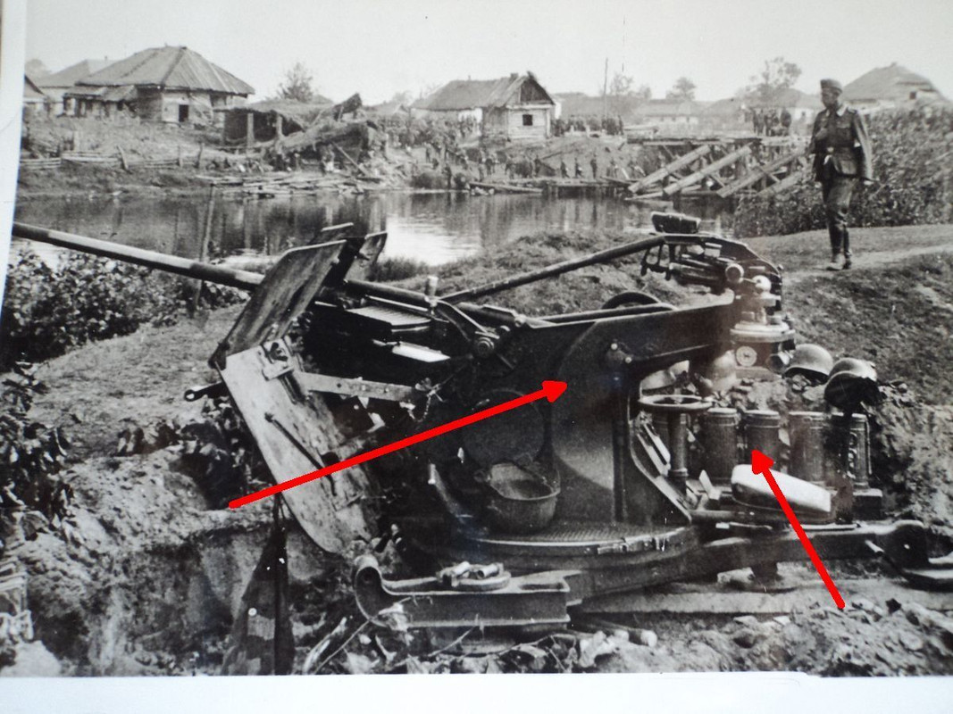 FLAK SICHERT FLUßÜBERGANG, 2cm Flak 30, Wiazowka Polen