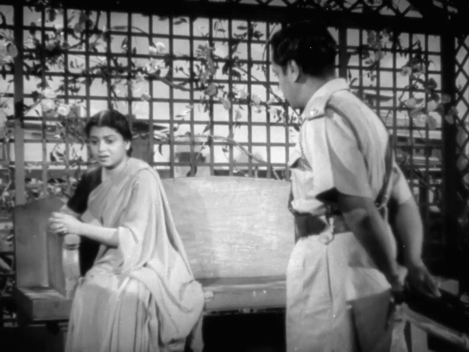 Andha Naal 1954 WebRip [Tamil] 480p, 720p ESub Screenshot