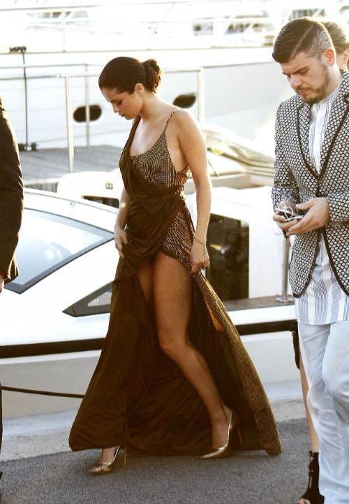 Selena-Gomez-704