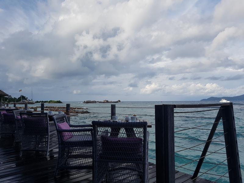 Seychelles-2ª parte de nuestra luna de miel. Se puede pedir más? - Blogs de Seychelles - DÍA 10:  LA DIGUE – BARCELONA (1)