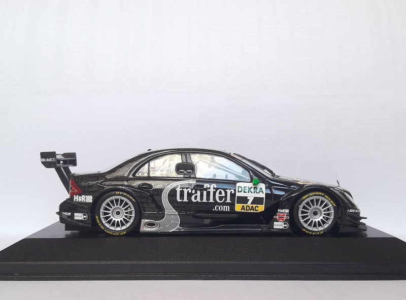 Mercedes Benz C-klasse DTM 2004 Paffett (4)