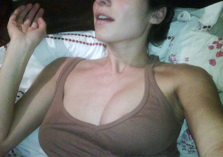 Lake-Bell-Nude-Leaked-The-Fappening-Blog-com-26-768x542