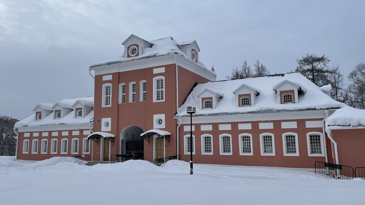 33513DBC-EBB2-4608-9B77-2F9A539E39B6