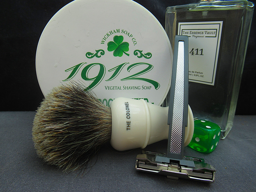 [Image: IMG_2225e.jpg]