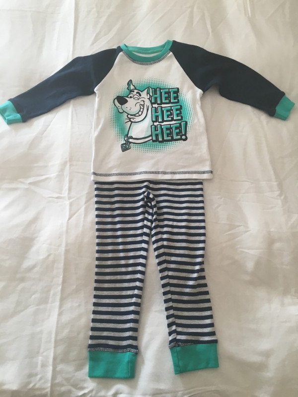 FC270872-4E46-40E4-8642-00244528EC69