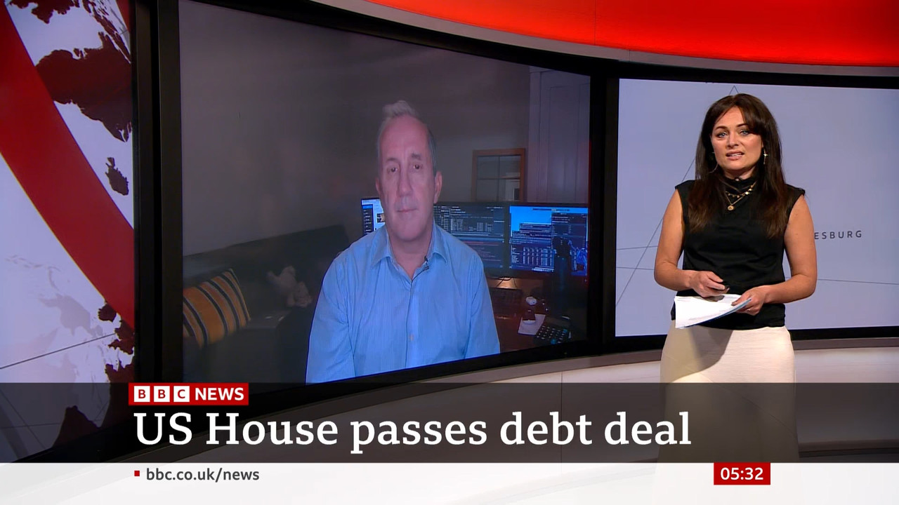 BBC News Valentine_20230601_05000600.ts_snapshot_00.33.20.821