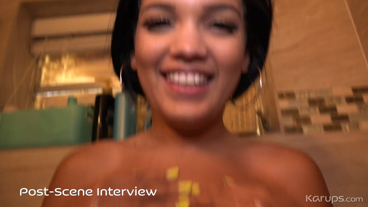 Alina Belle Lapdance Lessons.mp4_snapshot_42.42.000