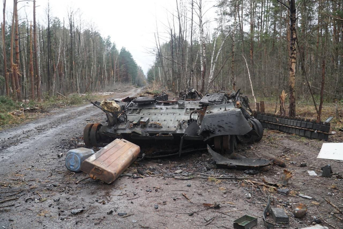 m18-ukri-T-80-BV-Privar-Zsitomir-obl-0427-id32387-01.jpg