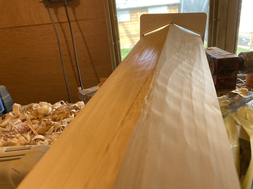 71DE9D22-C96A-43B9-BD4B-F894DC329229