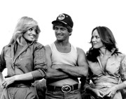 Catherine-Bach-mb32