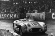 24 HEURES DU MANS YEAR BY YEAR PART ONE 1923-1969 - Page 36 55lm19M300SLR_JM.Fangio-S.Moss_3