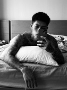 Man-taking-morning-selfie-202608171948