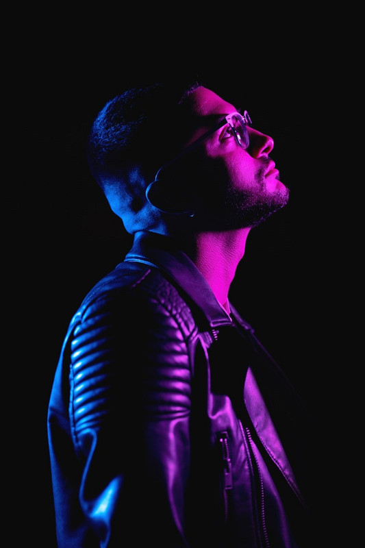 purple-man-5815081-1280.jpg