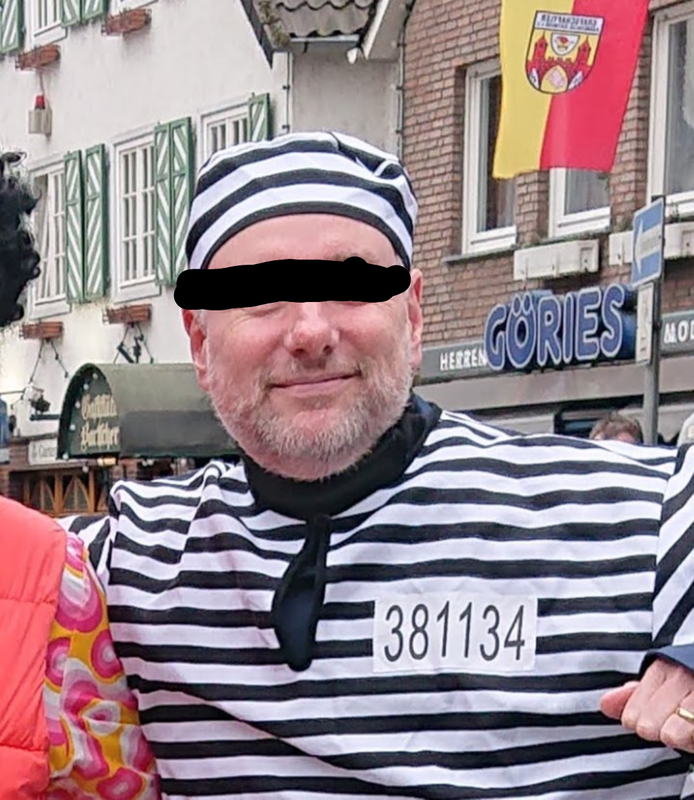 sketch-1613377555300