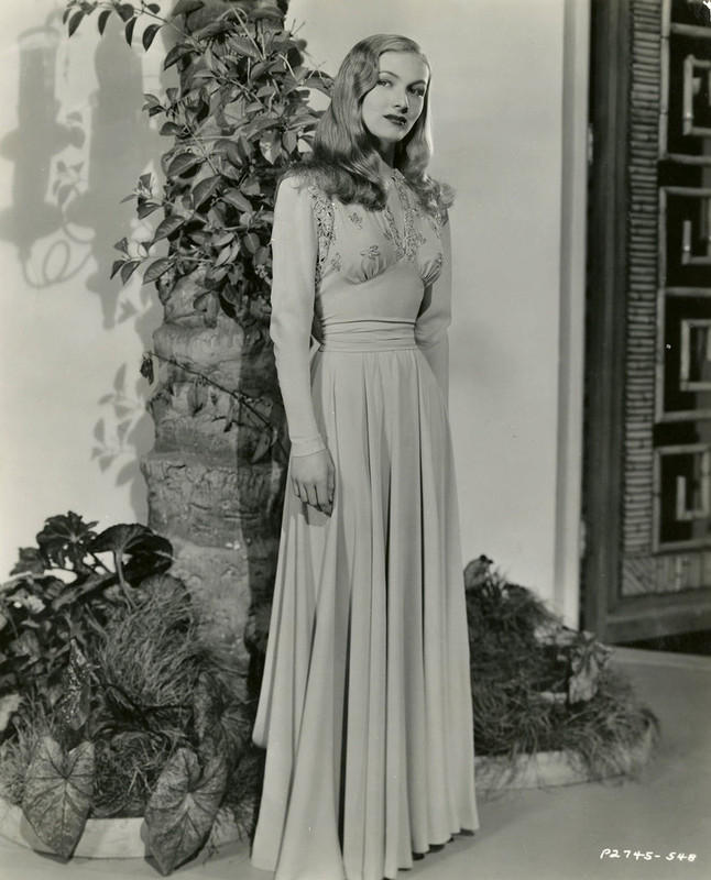 veronica_lake_mc14