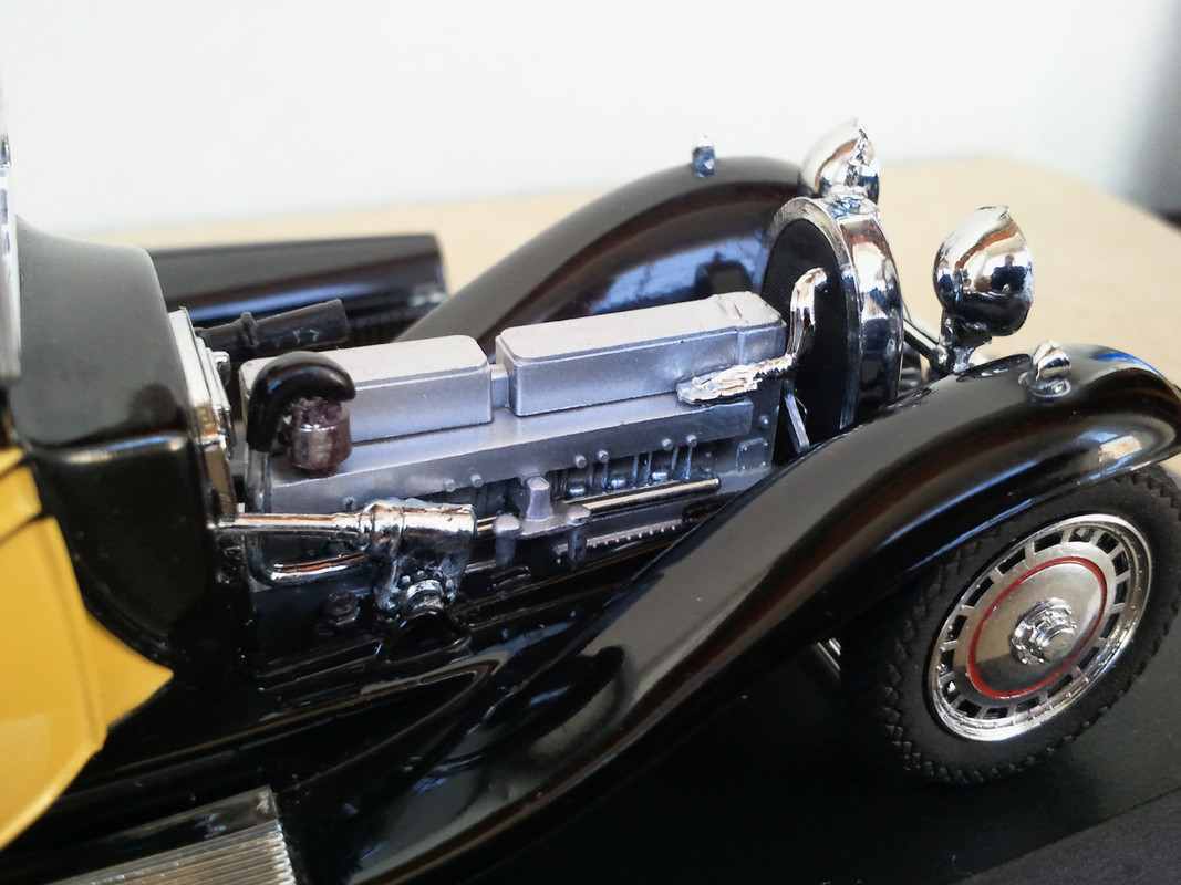 1929 Bugatti Type 41 Royale (Chasis 41.150) Berline de Voyage (Franklin Mint) (18)