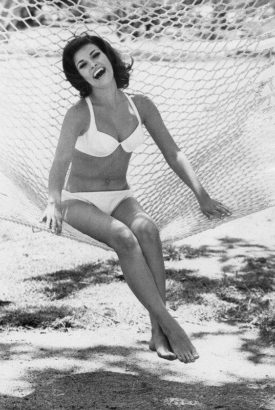 raquel_welch_e56
