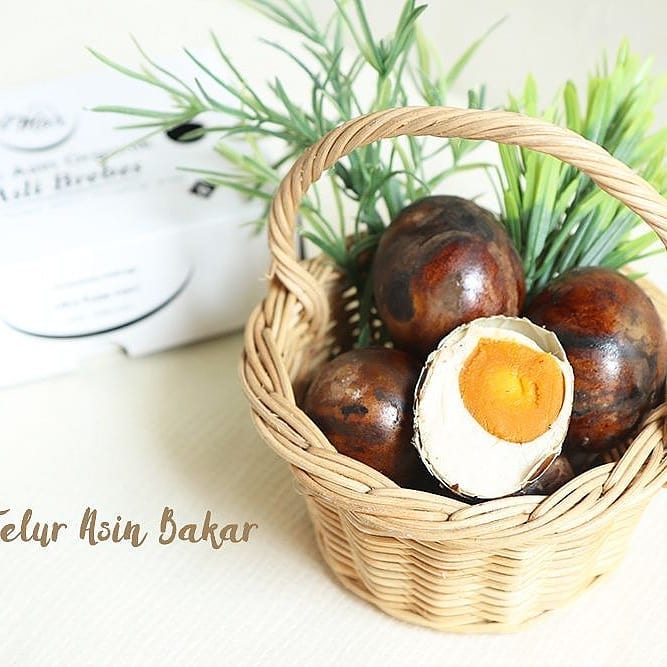 Telur Asin Bakar