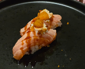 Nigiri sake orange