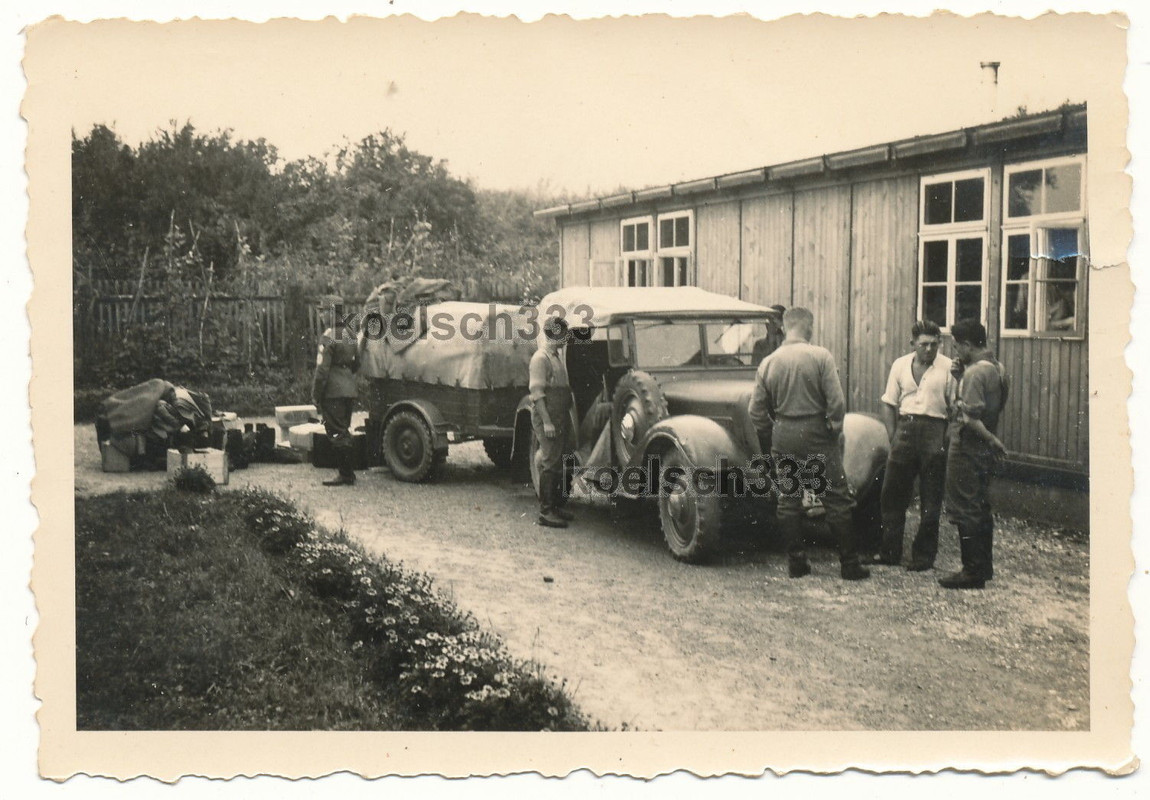 Foto Kübelwagen PKW 1 achs Sonderanhänger Kfz Sd