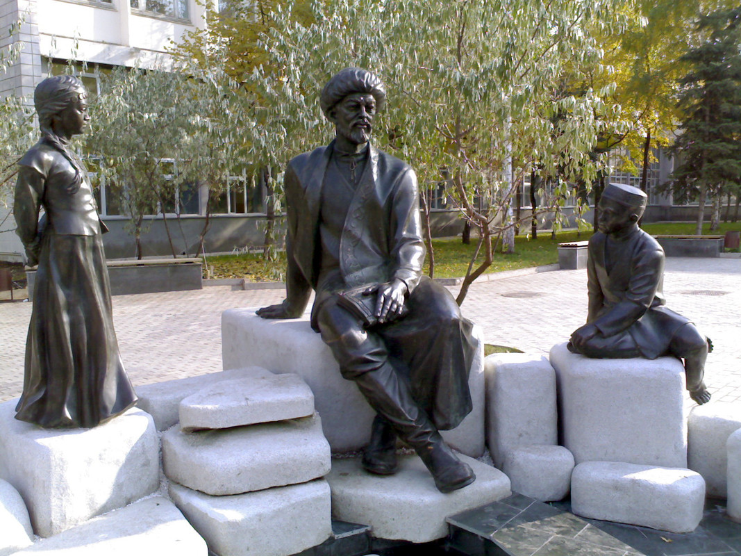 Akmullah-monument-in-Ufa