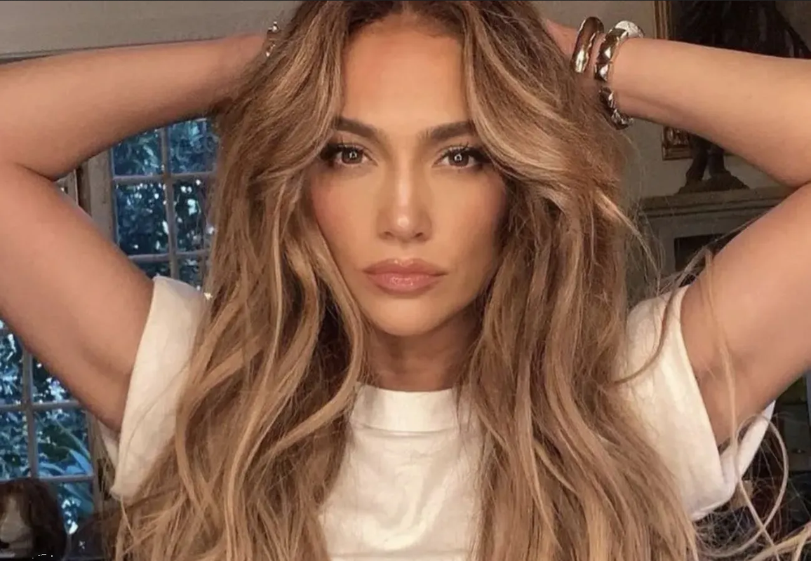 Este es el secreto de Jennifer López para eliminar las arrugas del rostro con huevo