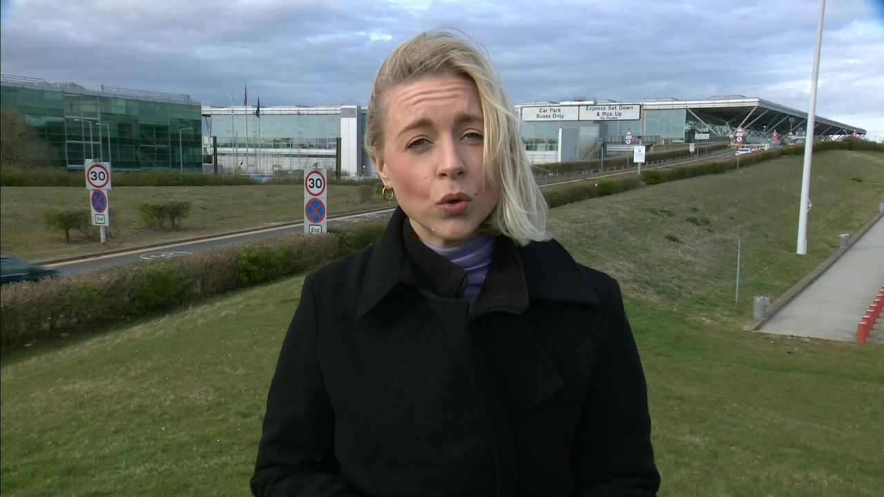ITV News London_20220405_18001825.ts_snapshot_10.14.927