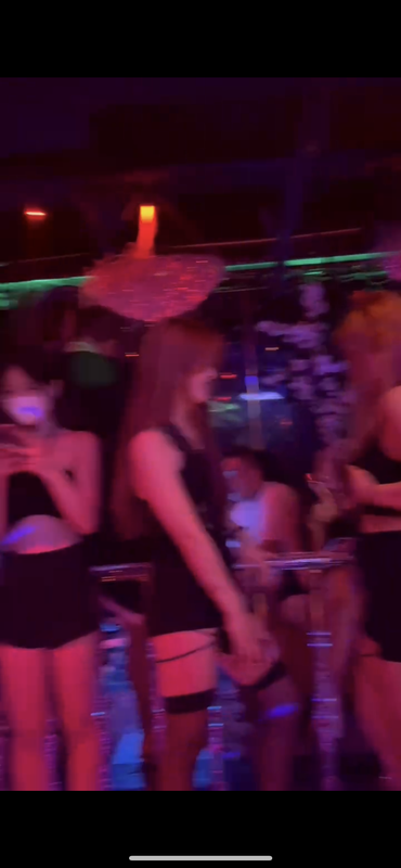 DE0A0978-D3B1-4B48-89BB-A1A76E9B1FBB