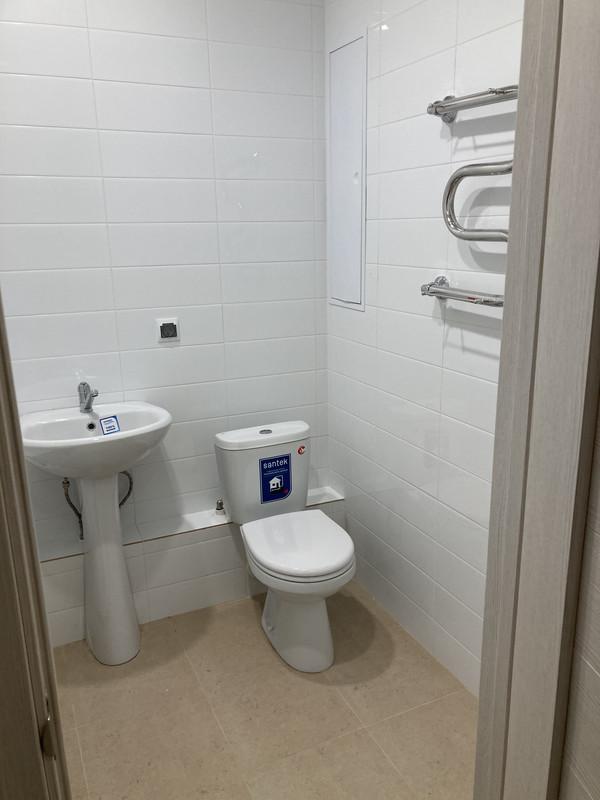 F8C3A52D-5082-4ABB-BBC8-22E3069C5D0B