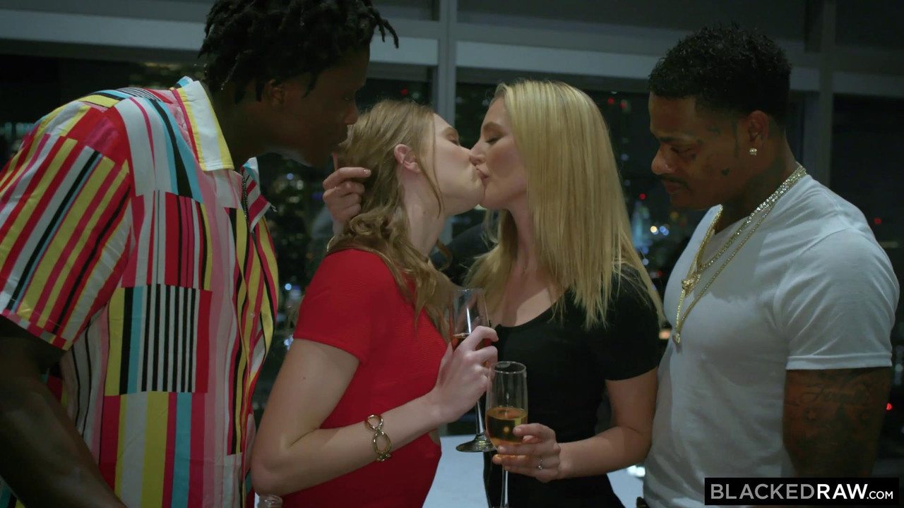 vlcsnap-2023-12-09-17h32m35s842