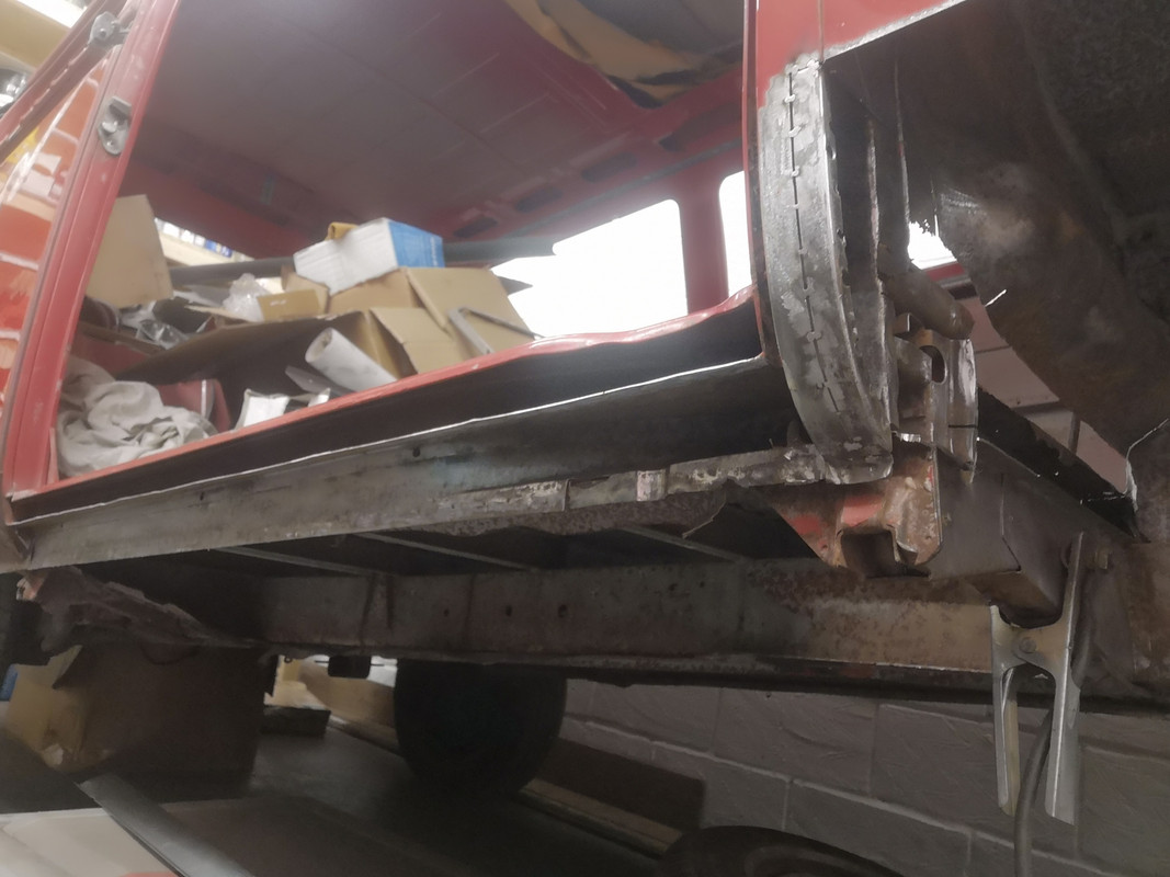 1E8517A8-994E-4C4B-B5CE-1743631C27D4