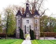 DANS LE CHATEAU Copie-de-pavillon-dentree-du-chateau-de-flamboin-gouaix