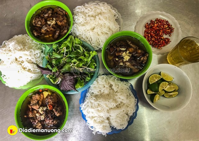 an mot lan nho ca doi top 12 quan bun cha ha noi sieu ngon don guc team cuong an - anh 43