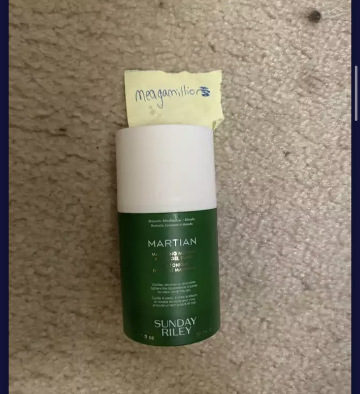 A2AB3AB7-55FD-496F-9139-88E6FC588312