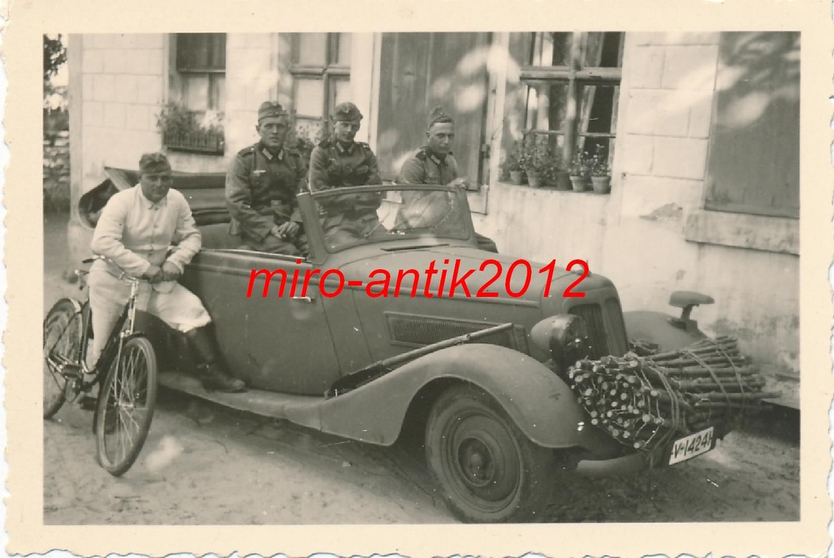 Wehrmacht, Soldaten, Gasthaus, PKW, Kübelwagen