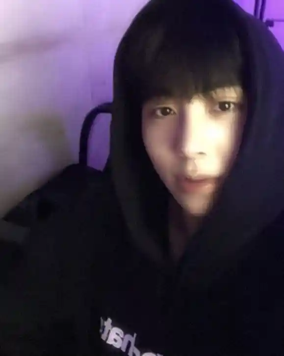 868e00f317b9d174187b52f2ab5b1a29_copy_579x724