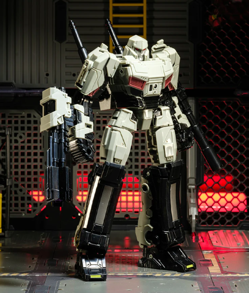 Jingke Transformation One Mgtank Action Figures Robot Toys