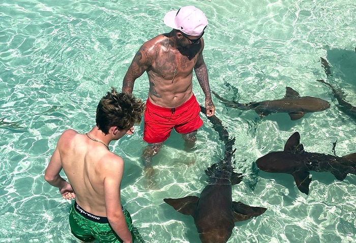 David Beckham dan putranya, Cruz Beckham, baru-baru ini tengah menikmati momen liburannya di Bahama.