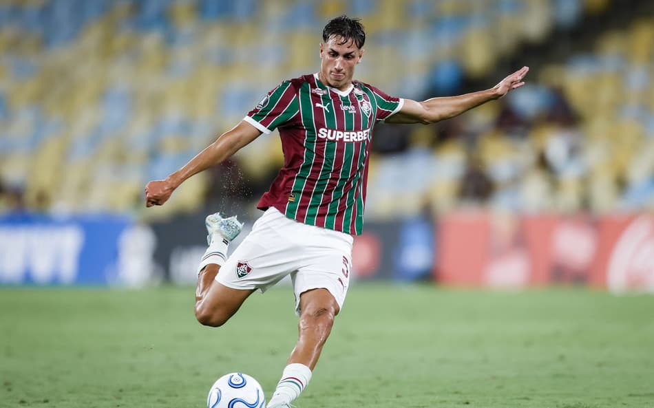 Bolivar vs Fluminense, 05h00 ngày 01/05