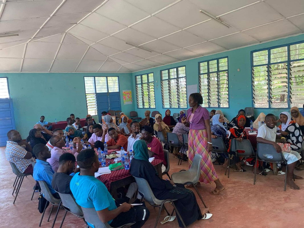 A Lady giving a Lecture