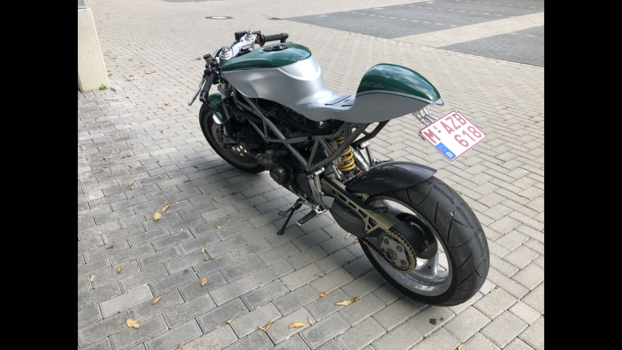 AF98D3D5-8144-4571-A8B1-0E3B24ACA91A